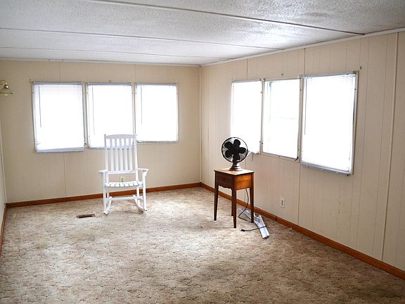 2nd image of 8823 N Kiger Dr
