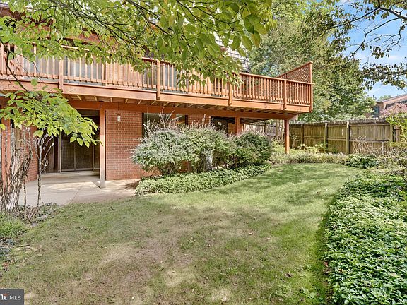 2nd image of 10739 Deborah Dr