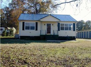 638 James St, Rossville, GA 30741