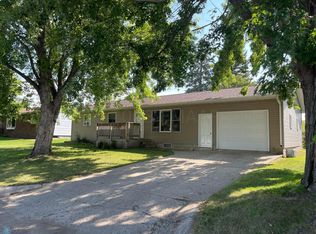 309 Webster St, Lisbon, ND 58054