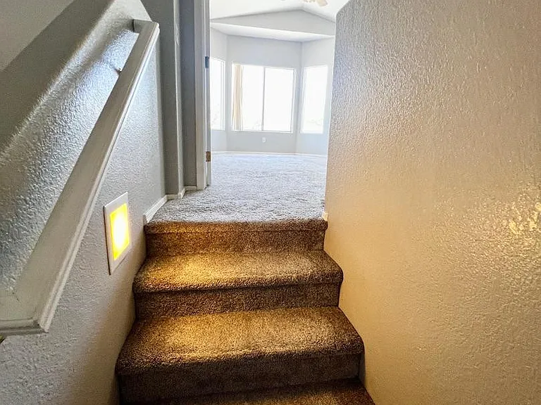 1631 N Garrett Dr — Photo 26