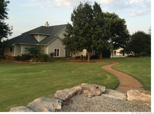 6083 E 394th Pl, Oologah, OK 74053