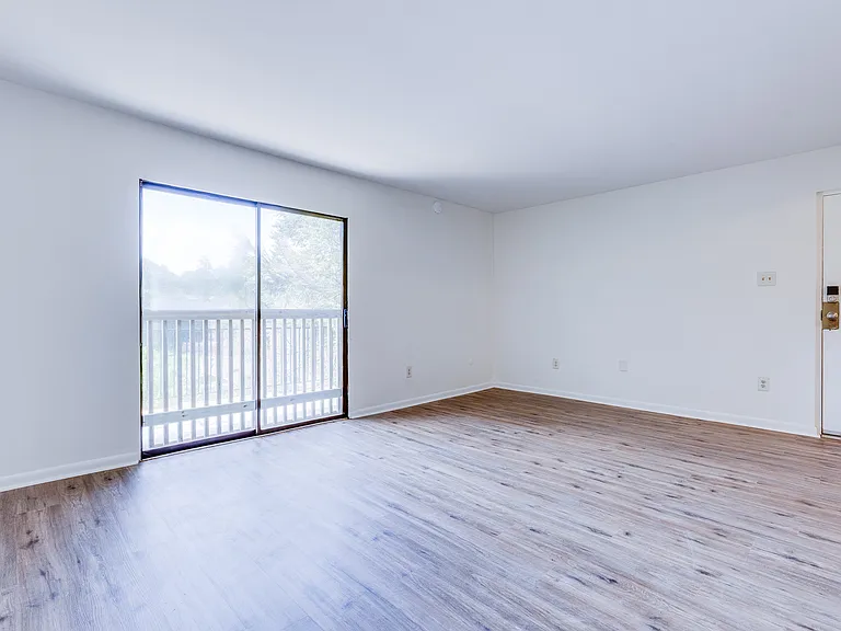 160 Glenn St #306 — Photo 11