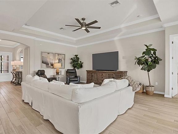 5th image of 25127 Golden Fern DR
