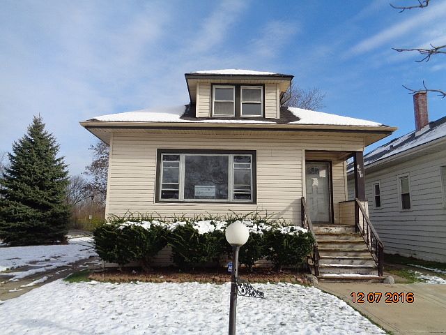 1st image of 1821 S 12th Ave