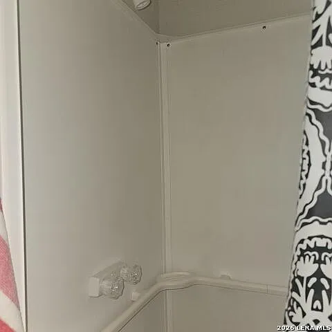 1 bed, 1.0 bath, 880 sqft, $1,120 — Photo 4