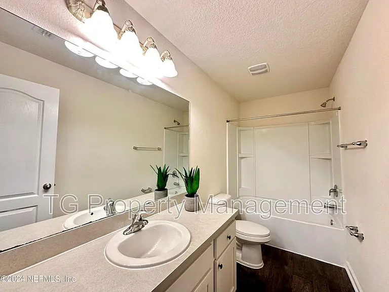 336 Aralia Ln — Photo 14