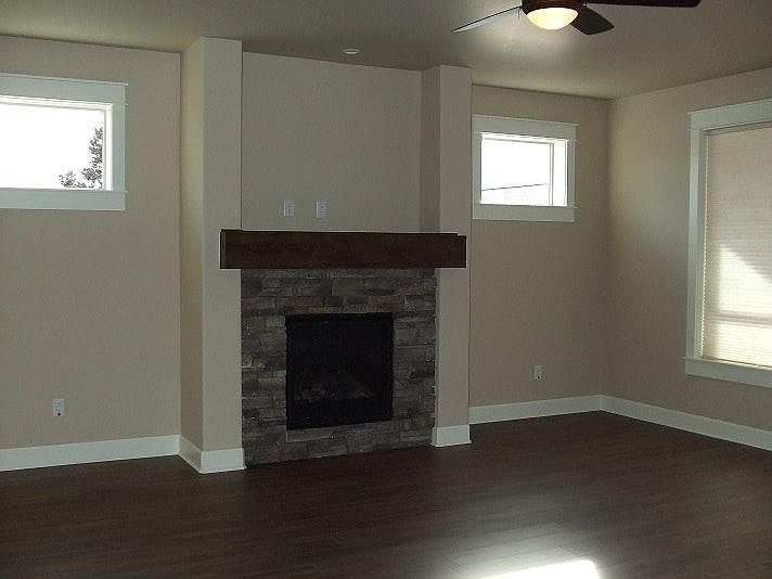 2nd image of 63137 NE Meridian Pl