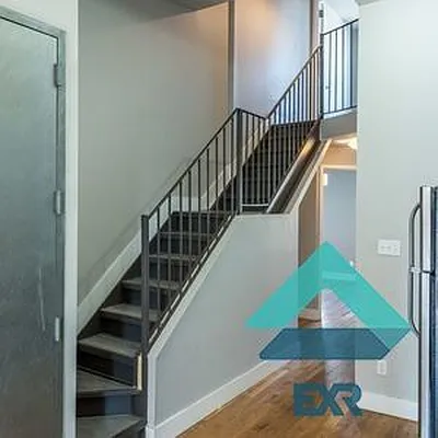 Rented by EXR | media 87