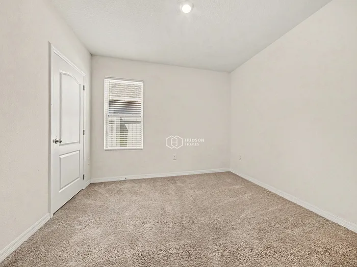 2573 Shamrock St — Photo 14