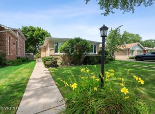 8508 Christiana Ave, Skokie, IL 60076