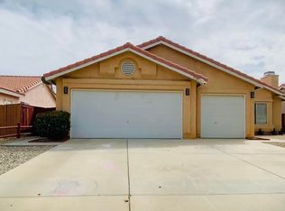 3700 Mount Lassen Ave, Rosamond, CA 93560