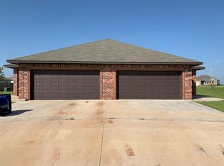 1723 Palomino Dr, El Reno, OK 73036