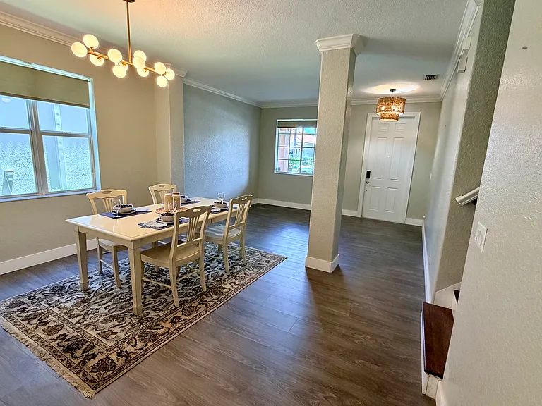 5745 SE Crooked Oak Ave — Photo 6