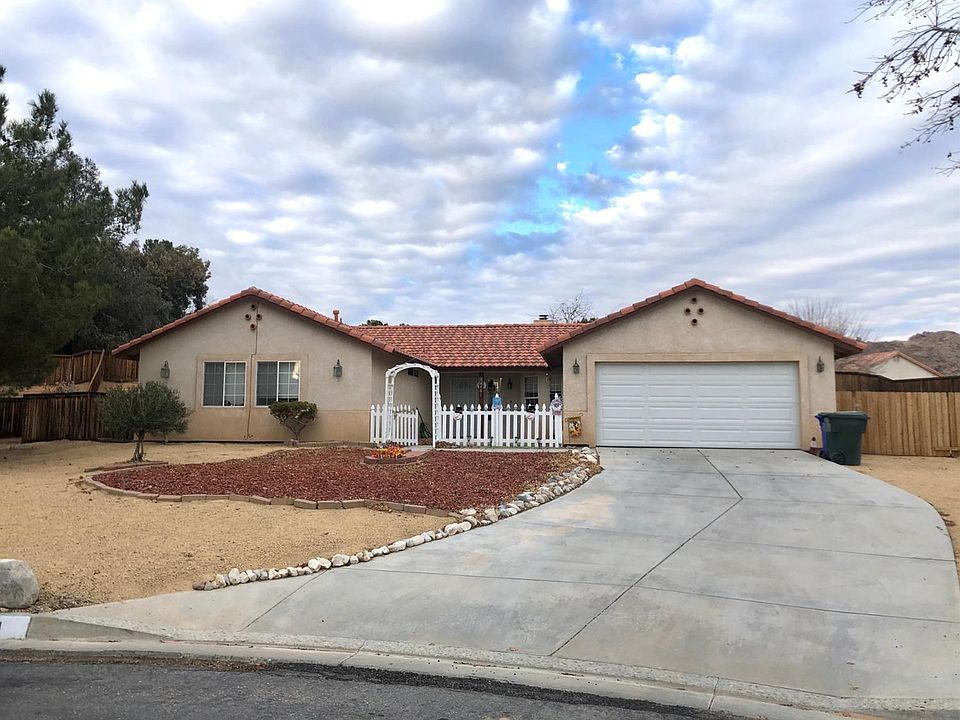 2nd image of 16401 Pauhaska Ct