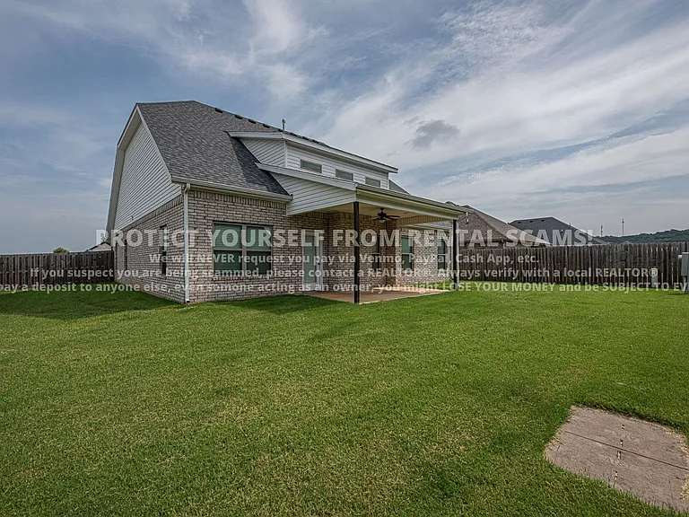 4397 W Newton Ave — Photo 20
