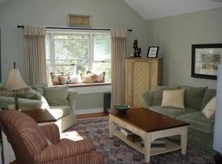 17 Thordike St, Beverly, MA 01915