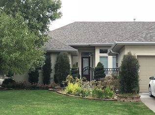 160 Marina Ct, Carter Lake, IA 51510