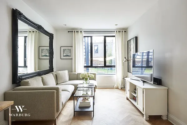 Sold by Warburg | media 13