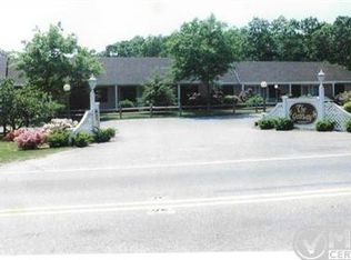 16 W Falmouth Hwy APT 14, Falmouth, MA 02540