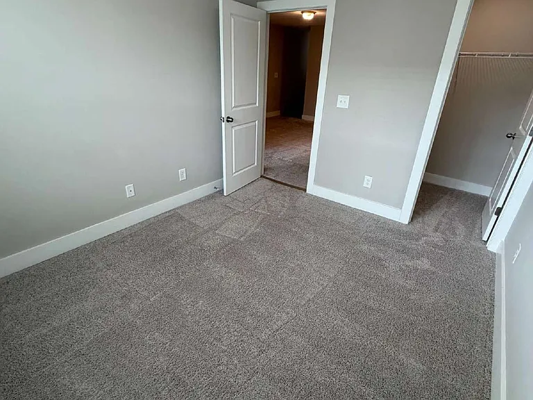 1752 Eastfall St — Photo 17