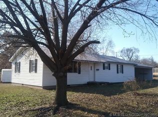 1107 N Vinita Ave, Tahlequah, OK 74464