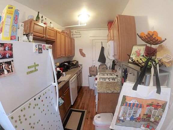 5th image of 1620 Commonwealth Ave #15