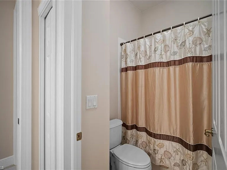 8884 Mustang Island Cir — Photo 18