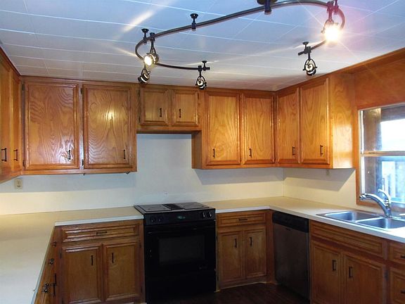 2nd image of 1828 N 2nd St
