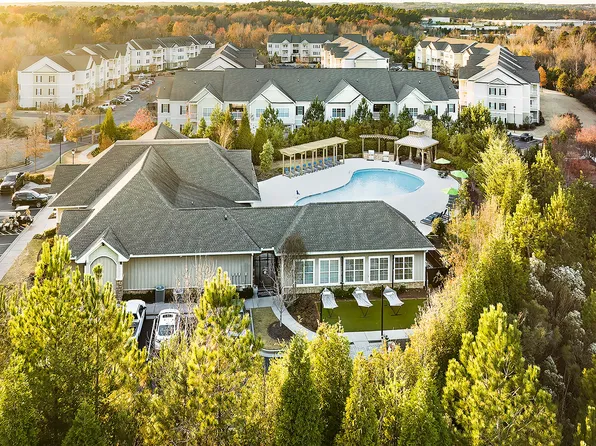 RIVERSTONE APARTMENTS