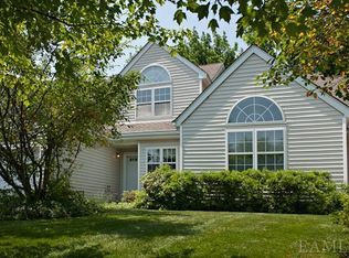 50 Muirfield Ct, Poughkeepsie, NY 12603