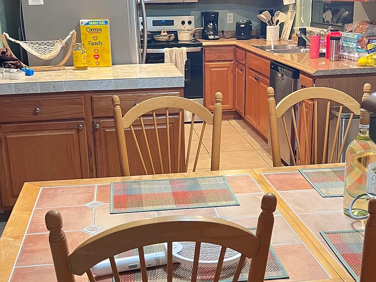 796 SE Atlantus Ave — Photo 6