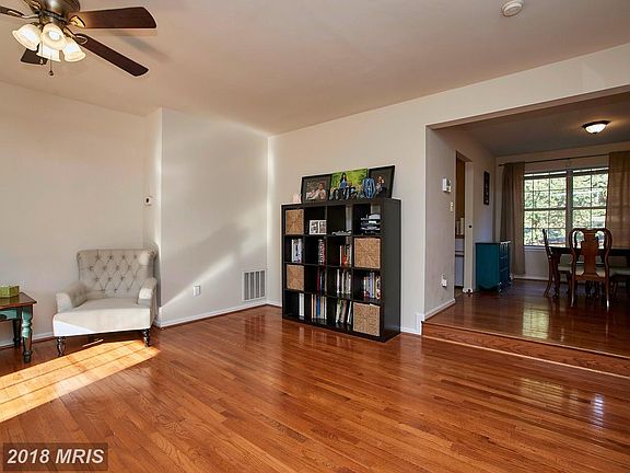 3rd image of 3134 Antrim Cir