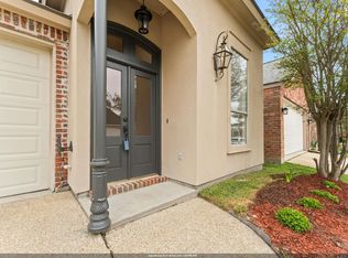 10684 Woodland Oaks Dr, Baton Rouge, LA 70809