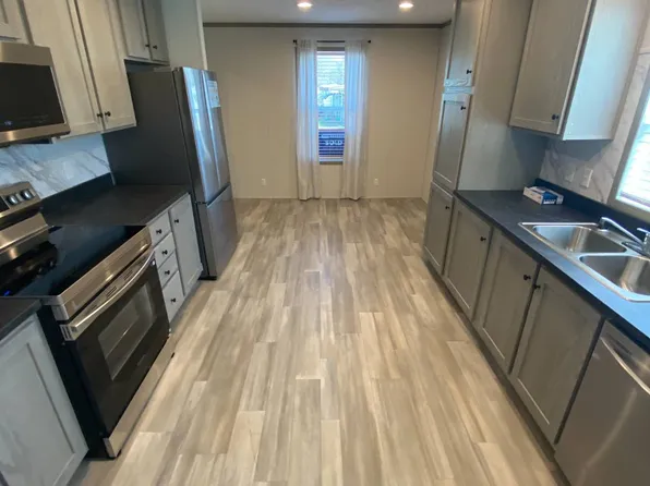 120 Cottonwood Blvd #120COT, Morton, IL 61550