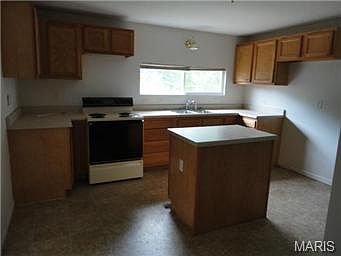3rd image of 3789 State Road Z