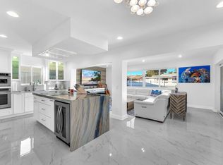 8711 NW 18th St, Pembroke Pines, FL 33024