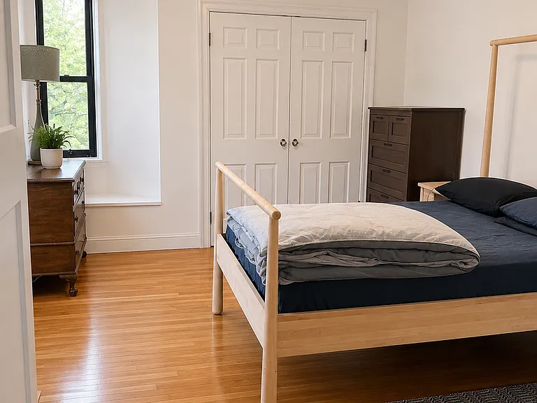 94 Marion St #5 — Photo 10
