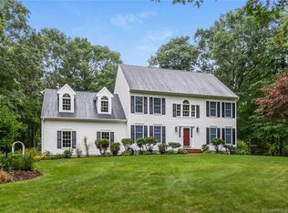 48 Spring Rock Rd, East Lyme, CT 06333