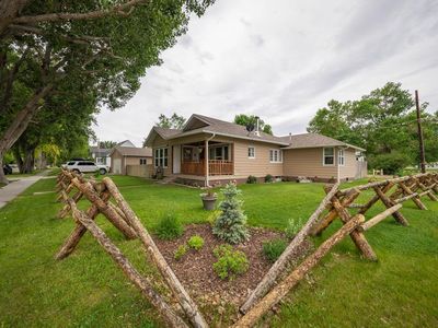 102 S 8th St, Basin, WY, 82410