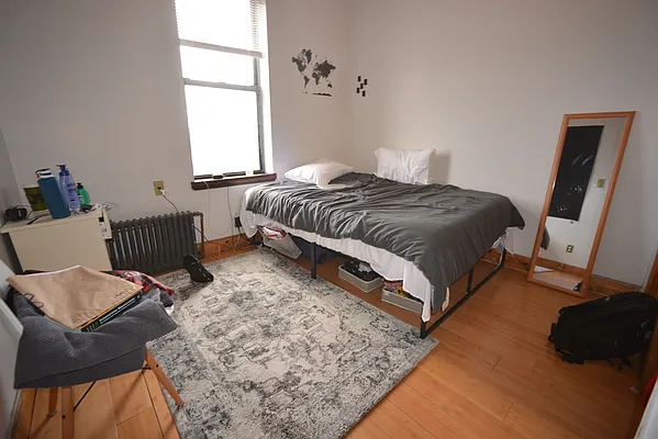 Rented by Voro, LLC | media 9