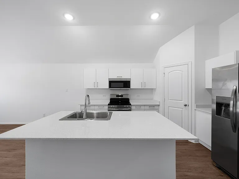 221 Fairmeade Dr — Photo 17