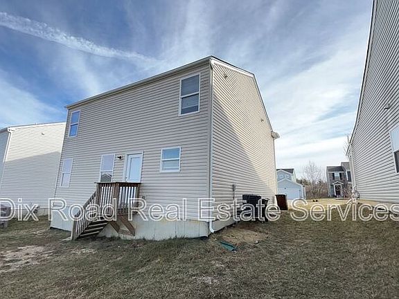 3rd image of 2167 Pine Valley Dr