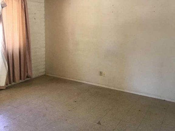 4th image of 2711 W Calle Carapan
