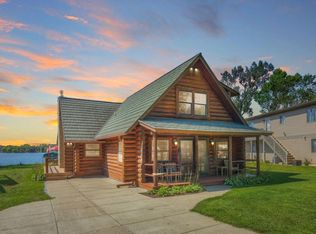 17480 Roberds Lake Ct, Faribault, MN 55021