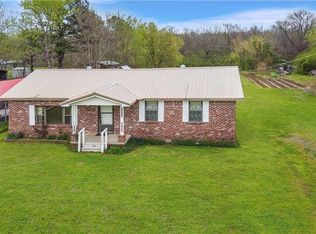 1002 N Gray St, Pocola, OK 74902