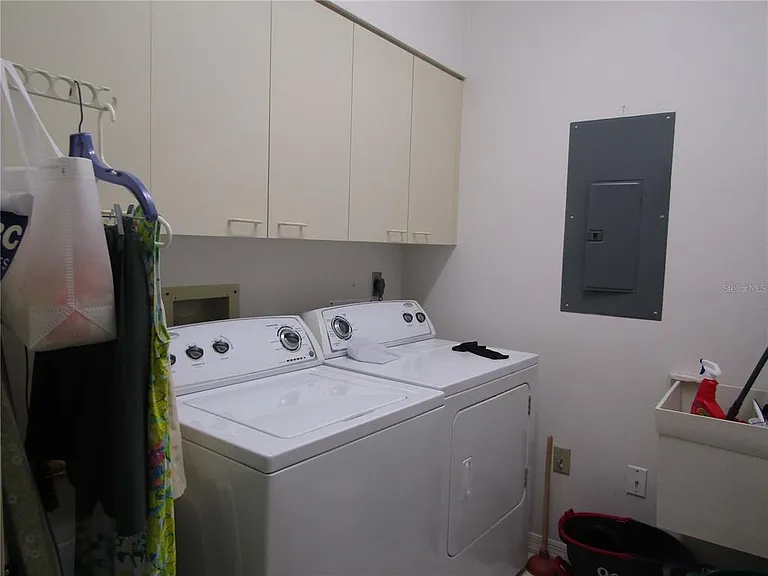 3881 Chatsworth Greene Ct #20 — Photo 36