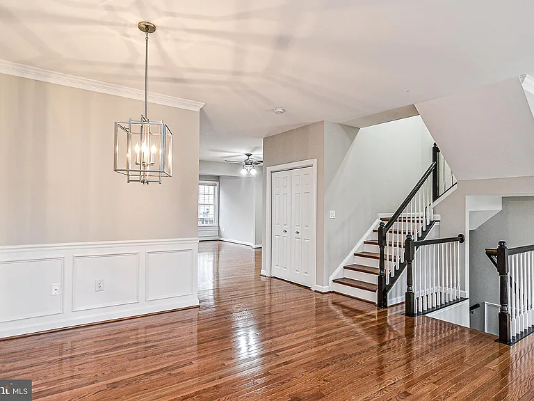 4654 Hummingbird Ln — Photo 9