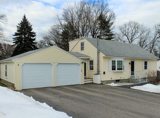 42 Libbey St, Manchester, NH 03102