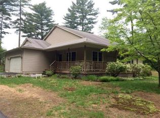 25 Shattuck Rd, Hadley, MA 01035
